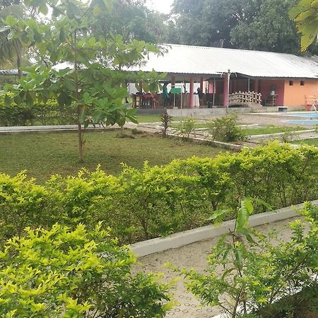 Friends Paradise Kilinochchi Екстериор снимка