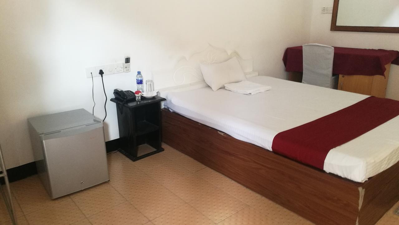 Friends Paradise Kilinochchi Екстериор снимка