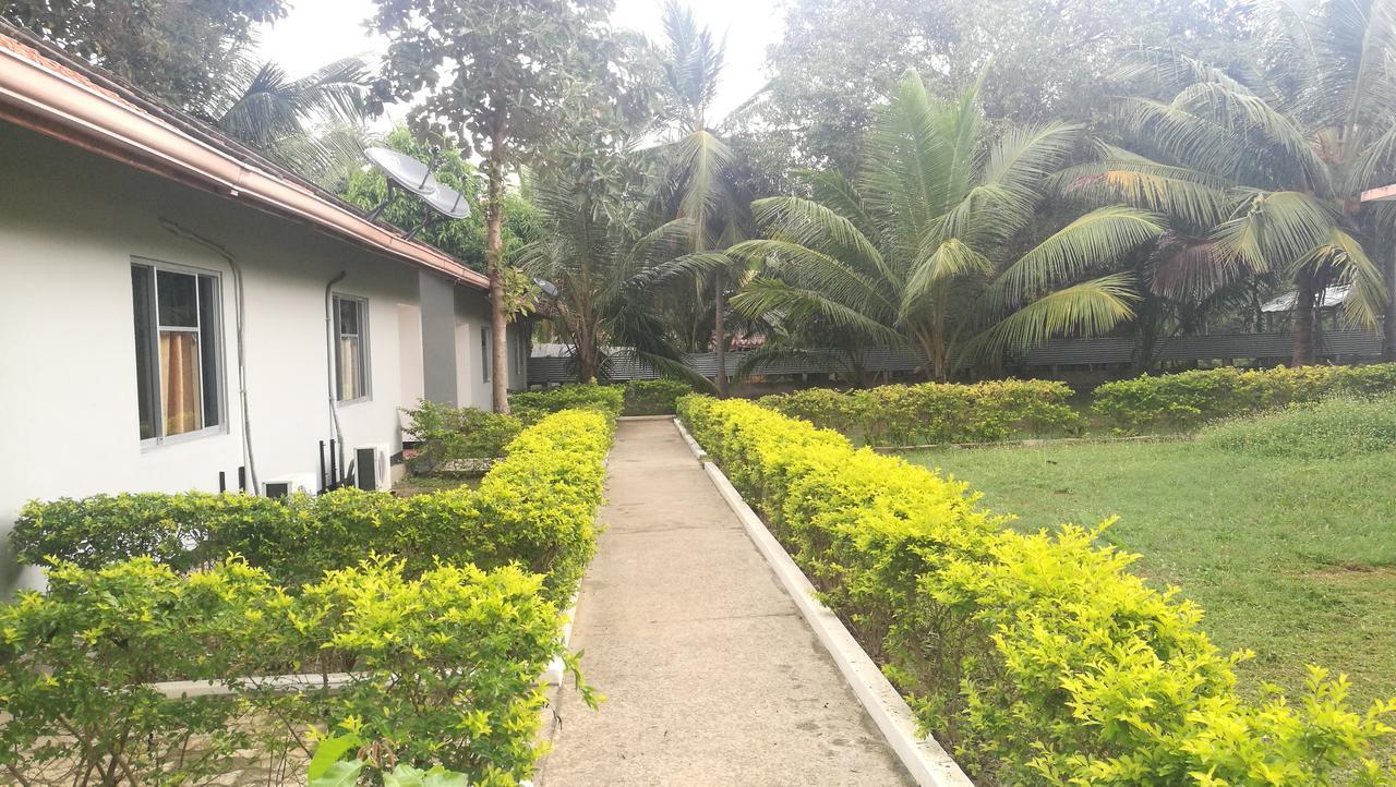 Friends Paradise Kilinochchi Екстериор снимка
